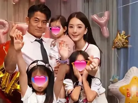 Quách Phú Thành đón sinh nhật bên vợ và 3 con gái