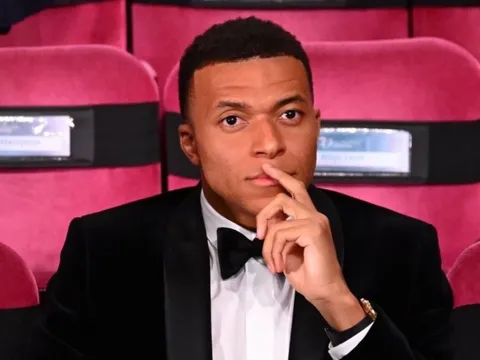 9 lần lỡ hẹn Quả bóng vàng, Mbappe trở thành trò cười