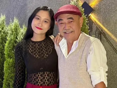NSND Việt Anh có tin vui sau 1 năm đăng ký kết hôn với bạn gái kém 36 tuổi