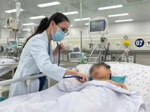 Bệnh nhi 7 tuổi trụy tim mạch vì cúm A, thoát cửa tử sau gần 12 ngày chạy ECMO