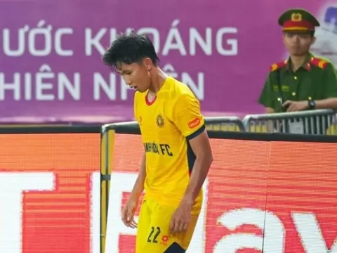 Một đội V.League xin ủng hộ qua mã QR để nuôi CLB