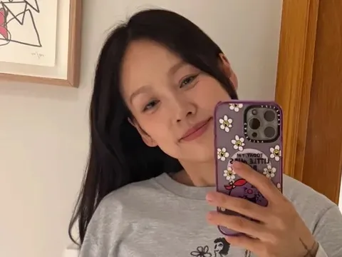 Lee Hyori khoe nhan sắc tuổi U50 với phát ngôn gây chú ý