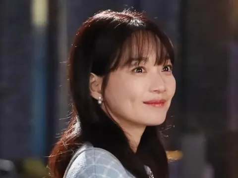 Vợ chồng Shin Min Ah và Kim Woo Bin quyên góp hơn 5 tỷ won, lý do khiến khán giả xúc động