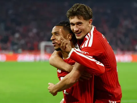 Bayern hủy diệt đối thủ với tỷ số 6-1