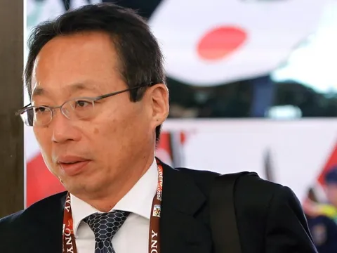 FIFA khiến bóng đá Nhật Bản chia rẽ