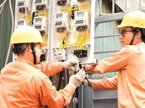 Bộ Công thương đề xuất áp dụng ngay giá điện 5 bậc
