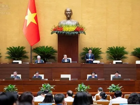 Đề xuất quy định ngay trong Luật đất đai (sửa đổi) các giao dịch phải công chứng, chứng thực