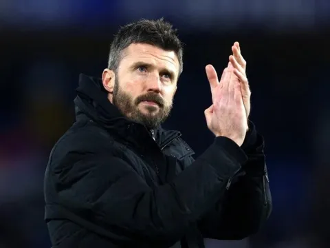 Carrick ra quyết định với Fernandes