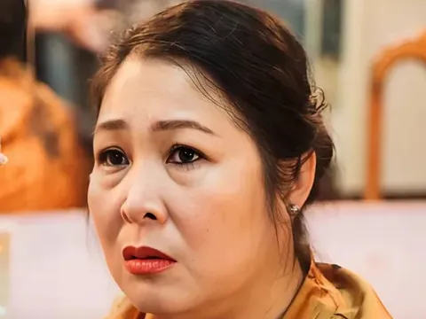 NSND Hồng Vân báo tin trước khi xuất ngoại