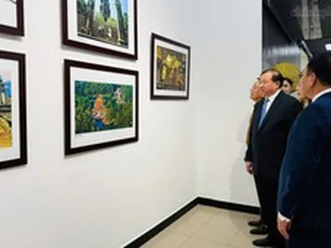 Tôn vinh giá trị di sản Việt Nam qua ngôn ngữ nhiếp ảnh
