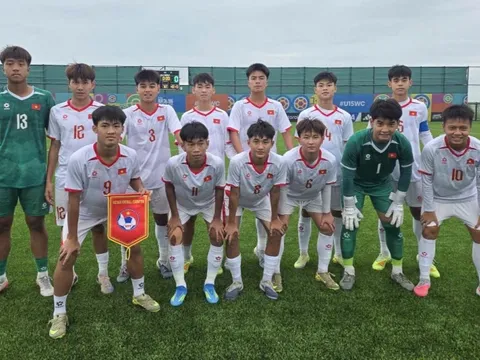 U15 Việt Nam thắng chủ nhà World Cup trẻ để vào chung kết