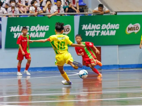 Nestlé MILO đã trao tặng 16 suất học bổng cho các vận động viên hoàn cảnh khó khăn tại Giải bóng đá Nhi đồng (U11) toàn quốc