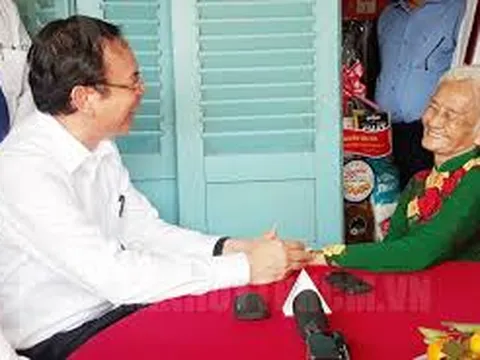 TP.HCM: Dự kiến trao 12.000 phần quà cho người nghèo dịp Tết Nguyên 2021