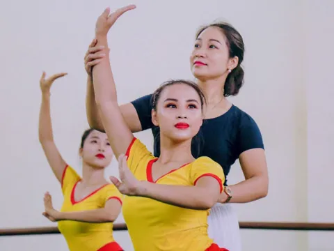 Đề nghị tháo gỡ vướng mắc cho học sinh, sinh viên Học viện Múa Việt Nam