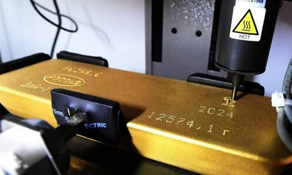 Giá vàng hôm nay 24/11/2025 không chắc chắn, mức giá hiện tại chưa khuyến khích lực mua mới, thị trường cần thêm thời gian