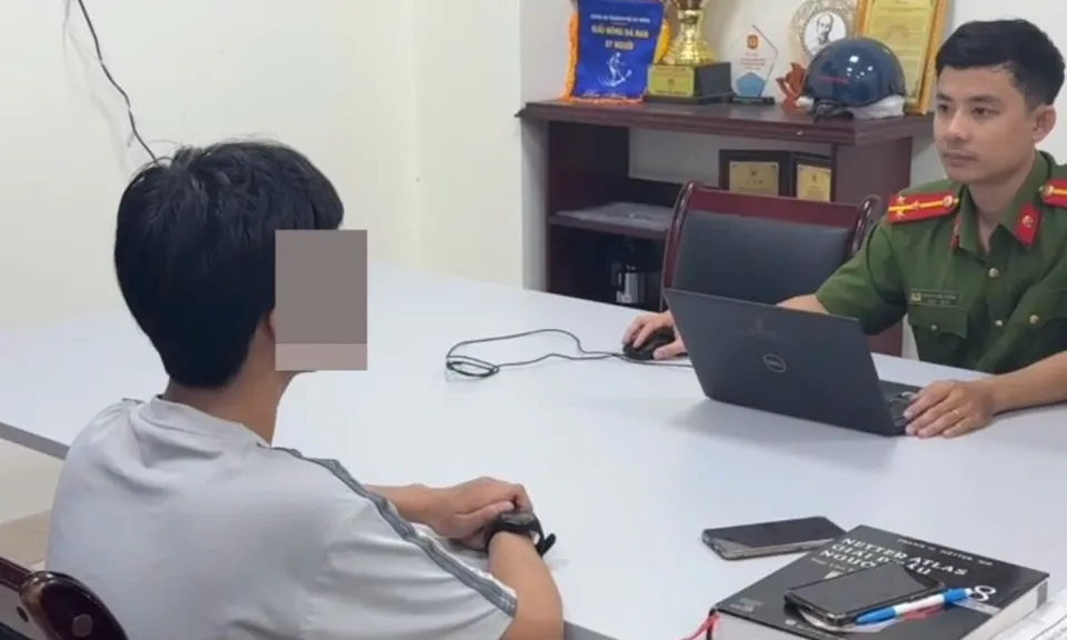 Kịp thời giải cứu nam sinh viên bị "bắt cóc online"
