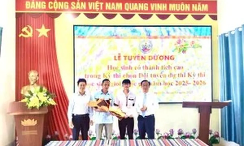 Đắk Lắk: Mái trường nội trú non trẻ với ‘quả ngọt’ đầu mùa