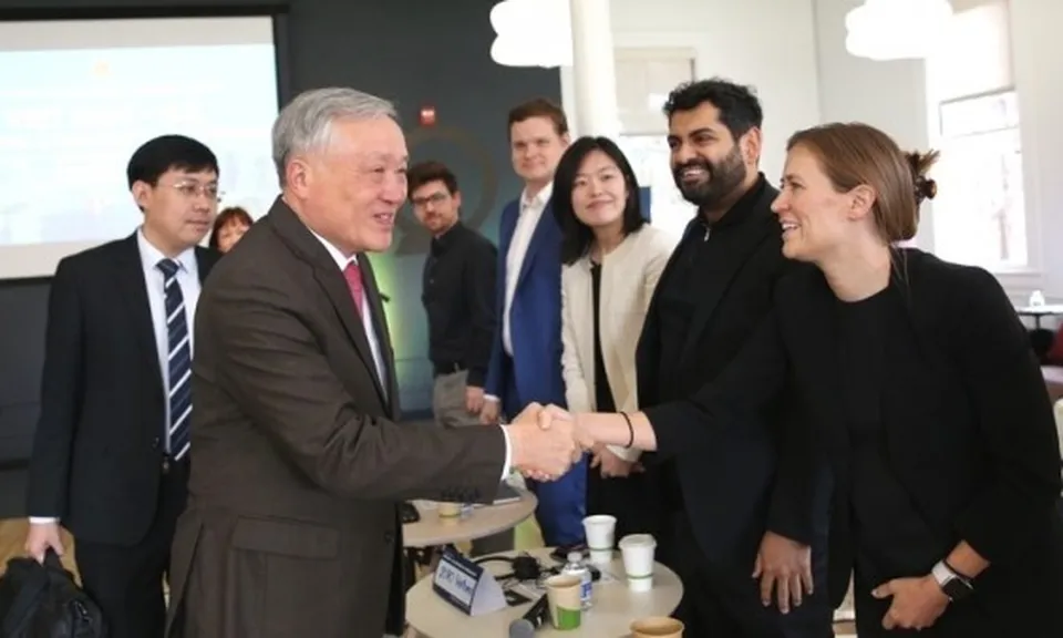 Phó Thủ tướng Thường trực Nguyễn Hòa Bình dự Tọa đàm tài chính và công nghệ Việt Nam-Hoa Kỳ